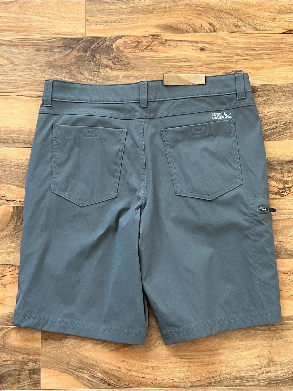 Eddie Bauer Rainier Tech Shorts Men’s Sz 34 Gray Hiking Outdoor Stretch NWT